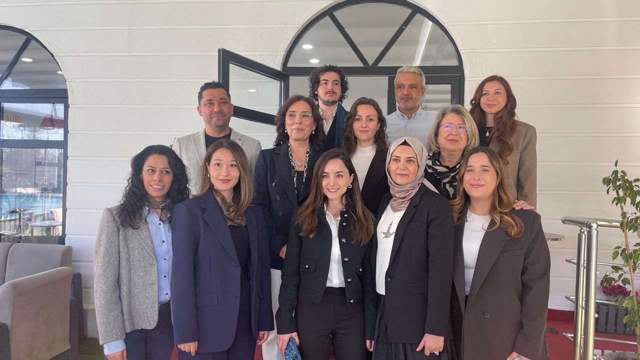 Antalya Mimarlar Odası’nda seçim hareketliliği: ‘Şeffaf Liste’ basının karşısında