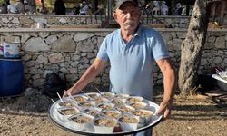 Tarihi köyde aşure etkinliği büyük ilgi gördü