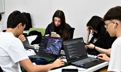 Antalya Hackathonu genç zihinleri bir araya getirdi