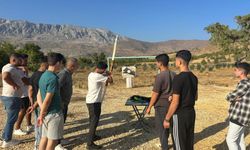 Silifke’de muhtar, gençler için birbirinden renkli etkinlikler düzenledi