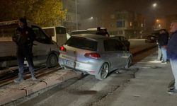 Alkollü sürücü polis ekiplerine çarptı, yakınlarının sözleri şoke etti