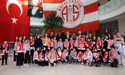 Kırmızı-beyaz ruhu bir arada: Antalyasporlular buluştu