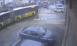 Art arda direğe çarptılar: Sebebi akaryakıt çıktı!