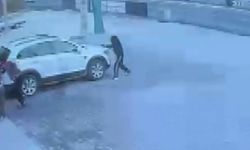 Önce mağazayı sonra marketi hedef aldılar: 1 yaralı 2 gözaltı!