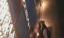 Boğazına şeker kaçan bebeğe esnaftan heimlich manevrası