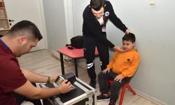 Kepez’de öğrencilere ücretsiz göz kontrolü