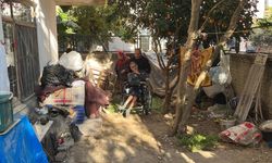 İyi insanlar hala var! Engelli üvey oğlu için hamallık yaptı, evine raylı sistem kurdu!