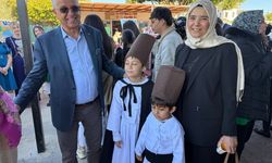 Kemer’de kültür buluşması: Ülkelerini tanıttılar