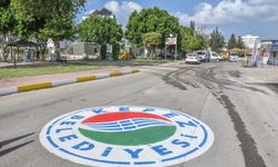 Kepez’de alt yapı patlak verdi: Vatandaş böyle isyan etti