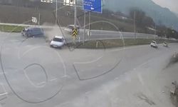 Kırmızı ışıkta duran araca çarptı: Kalp rahatsızlığı olduğu ortaya çıktı