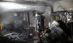 Manavgat’ta apartmanın zemin katında çıkan yangında kundaklama iddiası