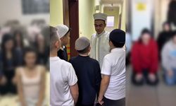 Sosyal medya karıştı! Namazla alay videosuna imam hatiplilerden tokat gibi cevap