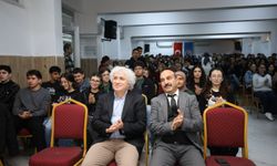 Prof. Dr. Ömer Özkan, TOBB fen lisesi öğrencileriyle buluştu