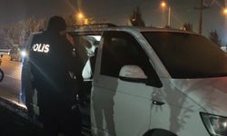 Durumu vatandaşlar fark etti, araç içerisinde cansız bedeni bulundu