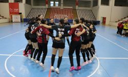 Kepez Belediyesi fırtına gibi esti: 10 maç kazandılar!