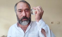 Küfür etmeyin dedi, hayatı karardı: Çay bardağıyla gözü kör edildi