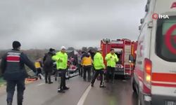 Antalya’da otobüs devrildİ: Ölü ve yaralılar var