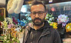 Çiçekçinin önündeki dev ayı çalındı: Ayının parasını SMA hastasına bağışlayacağız