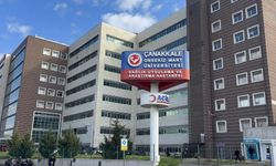 Eşini 20 yerinden bıçakladı, ayn bıçakla kendini de yaraladı