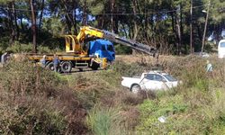 Kamyonet dereye uçtu: Muhtar taleplerini sıraladı