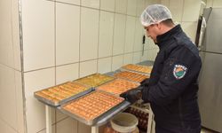 Kepez’de Ramazan öncesi tatlılarda hijyen ve fiyat kontrolü