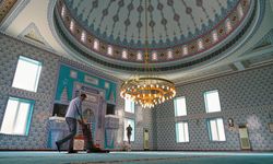 Konyaaltı Belediyesi’nden camilerde Ramazan temizliği