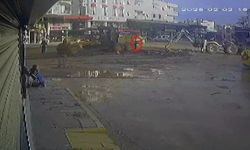 Korku dolu anlar kamerada! Ölümden kıl payı kurtuldu