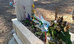 Manavgat’ta Bebek Mezarlığı’nda duygulandıran görüntüler