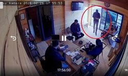 Müşteri sanıp tokalaştı, s*lahlı saldırgan çıktı!