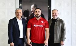 Osman Kan, Muratpaşa Belediyespor’da başpehlivan oldu