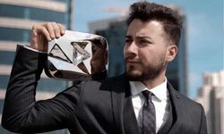 Uy*şturucu soruşturmasında yakalama kararı vardı: Enes Batur gözaltına alındı