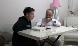 35 yıllık çalışmayla Kur’an’ı zihnine kazıdı