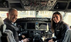 42 yıllık pilot mesleğini kızına devretti!