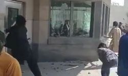 ABD-İsrail sald*rısı sonrası gerilim tırmandı: Pakistan’da ABD Büyükelçiliği’ne sald*rıldı
