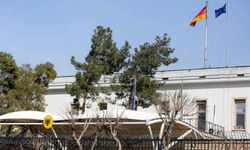 Almanya, Tahran Büyükelçiliğini tahliye etti