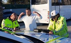 Ehliyetsiz sürücü motosiklete çarptı: 390 bin TL para cezası kesildi