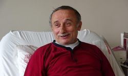 Hababam gibi vefa: Öğrenciler hastanede öğretmenlerini yalnız bırakmadı