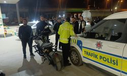 Manavgat’ta plakasız ve abartı egzozlu motosiklete 62 bin TL ceza
