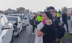 Manavgat’ta zincirleme kaza: 4 yaralı var sürücü yok!