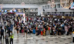 Rakamlar açıklandı: Antalya Havalimanı’nda yoğun trafik