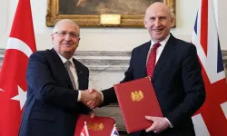 Türkiye ile İngiltere arasında Eurofighter için imzalar atıldı