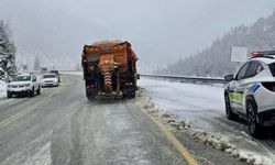 Antalya-Konya karayolunda kar yağışı