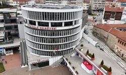 Bolu Belediyesi’ne operasyon: Ekipler arama yaptı!