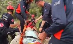Antalya’da ekipler dağlık alanda mahsur kalan yaralı için zamanla yarıştılar!