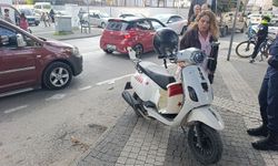 Ehliyetsiz sürücü trafiğe çıktı, kazaya karıştı