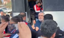 Jet Fadıl olarak bilinen Fadıl Akgündüz’ün annesinin cenaze töreninde gerginlik yaşandı