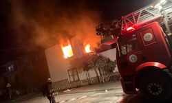 Gazipaşa’da korkutan yangın: Dumandan etkilenen çoc*klar hastaneye kaldırıldı