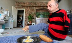 Tek ayakla hayata tutundu, kızının sözleriyle gözyaşlarına boğuldu