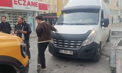 Kaza yaptığına pişman oldu: Hem polis çağırdı hem ceza yedi