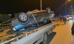 Kontrolden çıkan araç takla attı: Araçtan burunları bile kanamadan çıktılar